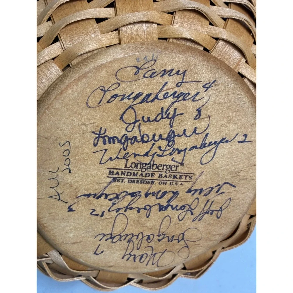 Longaberger‎ 2005 Family Signed Basket Cranberry Liner Berry Tie-On Handmade USA